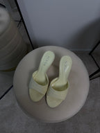 TACCHI MULES IN CAMOSCIO YELLOW