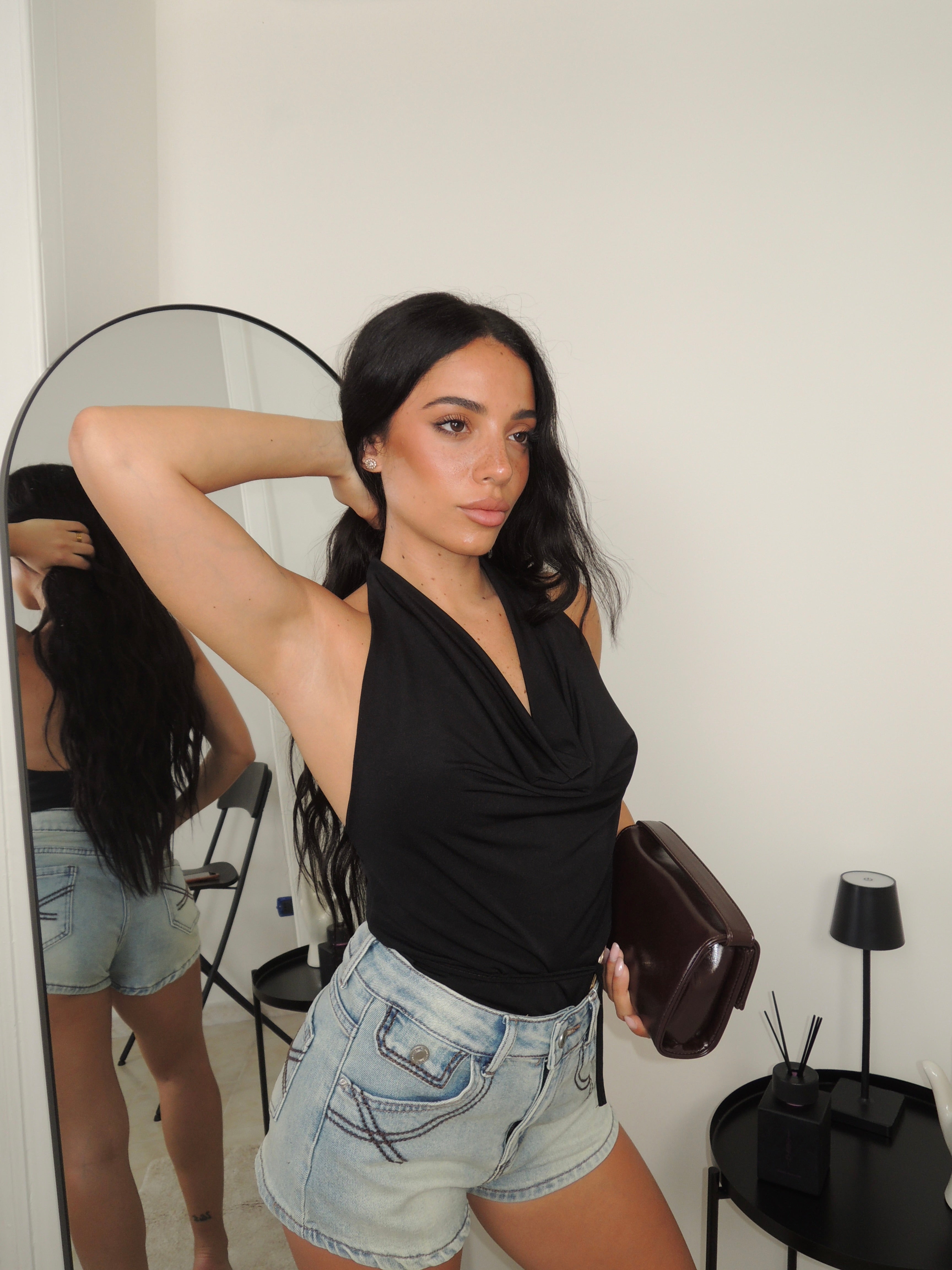 Top MIRIANA black