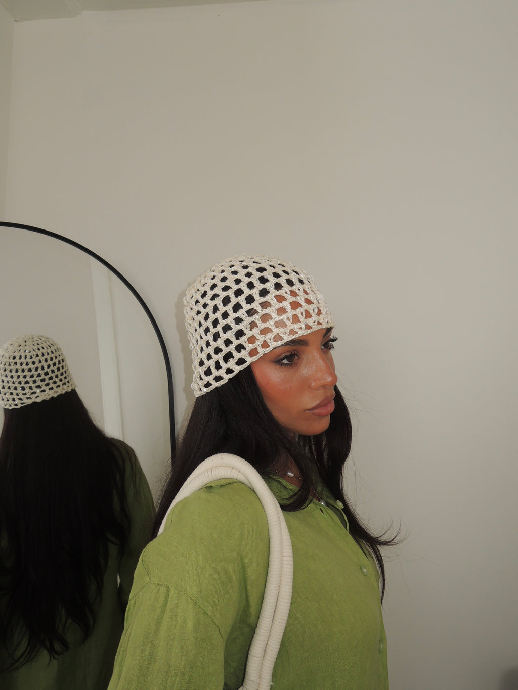 CAPPELLINO IN MAGLIA PANNA