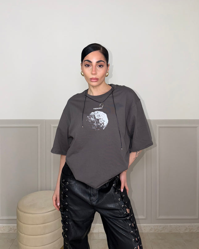T-shirt THE WORLD