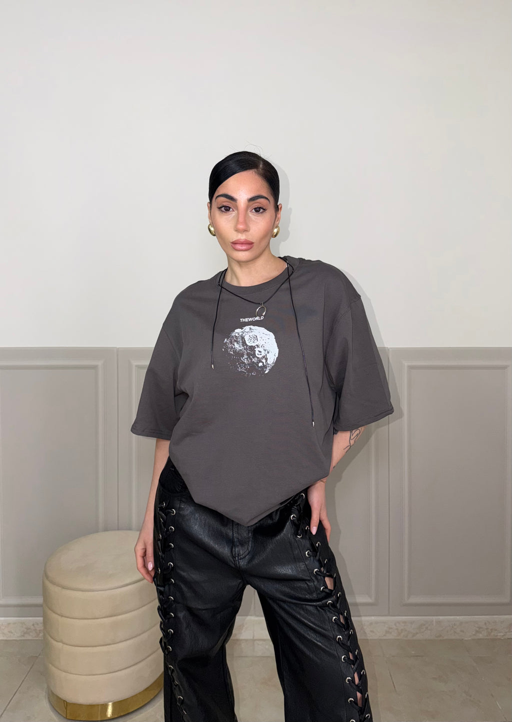 T-shirt THE WORLD