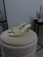 TACCHI MULES IN CAMOSCIO YELLOW